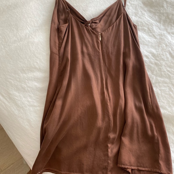 Chocolate 🍫 brown reformation slip dress - Picture 5 of 6